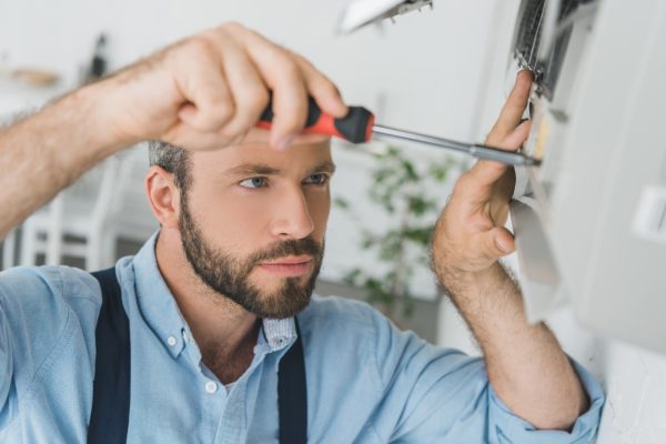 Mantenimiento profesional para aire acondicionado SHARP en Griñón: Rendimiento duradero.